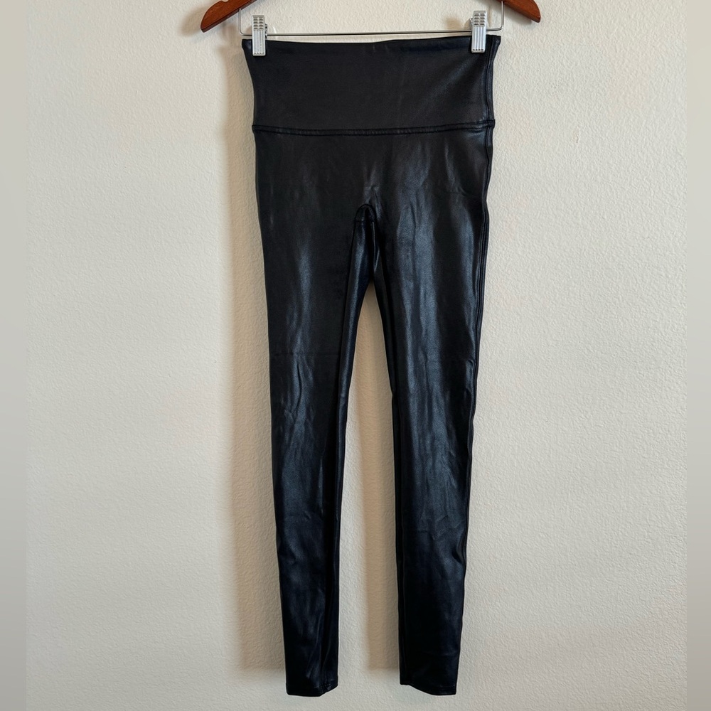 SPANX Faux Leather Legging | Size M